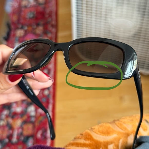 Ray-Ban Y2K Black Sunglasses - Picture 14 of 14